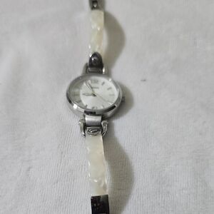 Elegant Silver and Cream Women's Watch